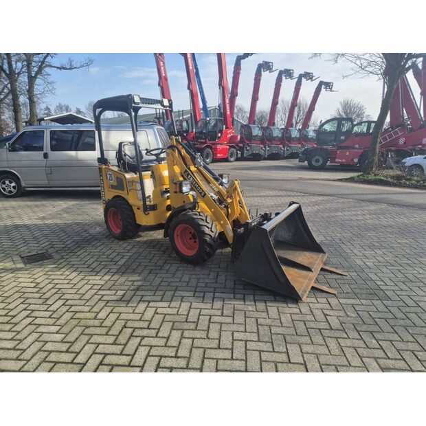 2023 Knikmops-46054276