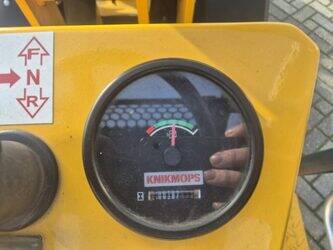 2023-knikmops-46054278