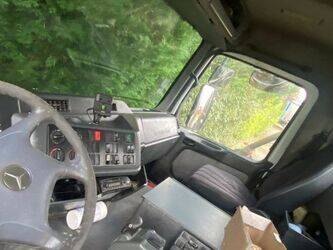 2003-mercedes-benz-4140-1433596-46064273