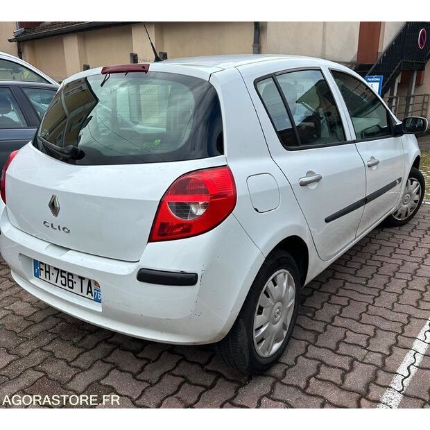 2008 Renault Clio-46064339