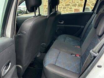 2008-renault-clio-1433602-46064340