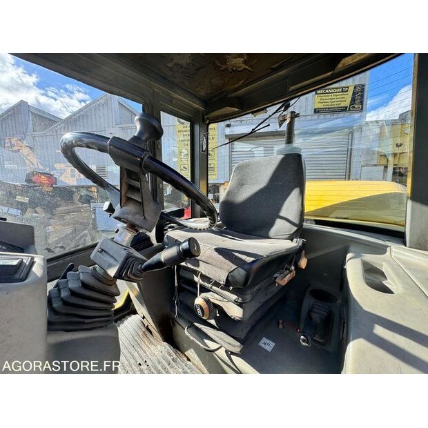 1998 Komatsu WA75-3-46064604