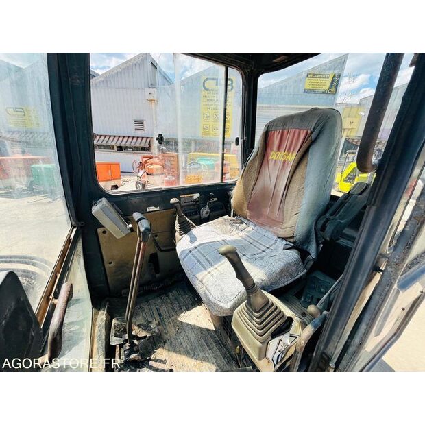 2004 Doosan DH55-V-46064624