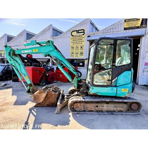 2016 كوبيلكو SK45SRX-6-46064751