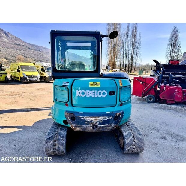 2016 كوبيلكو SK45SRX-6-46064753