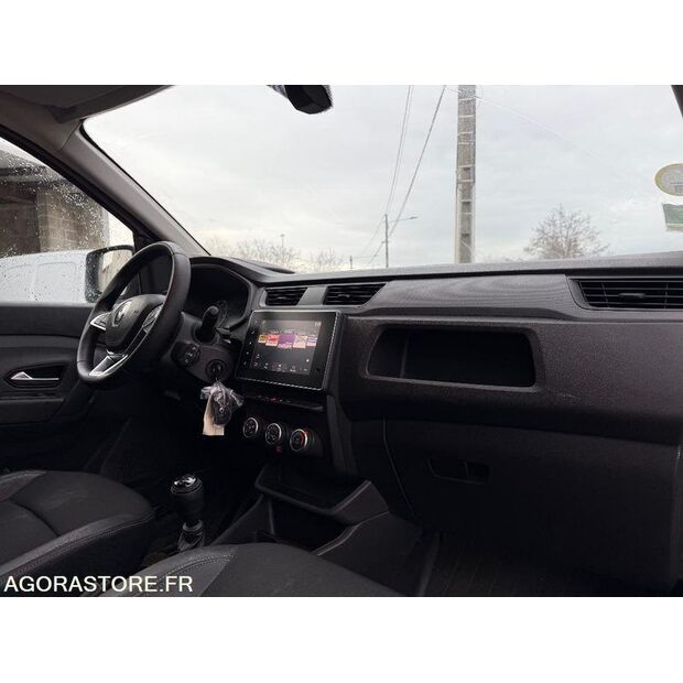 2022 Renault Express-46064883
