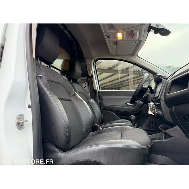 2022 Renault Express-46064884