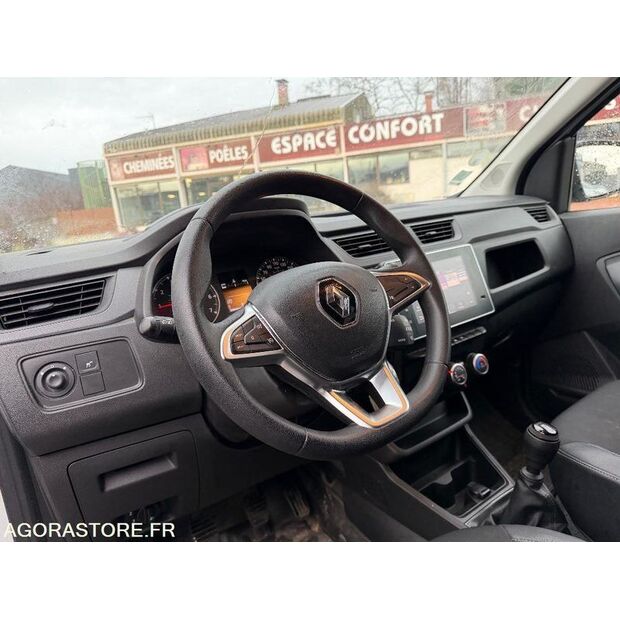 2022 Renault Express-46064886
