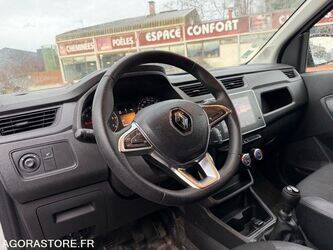 2022-renault-express-1432909-46064886