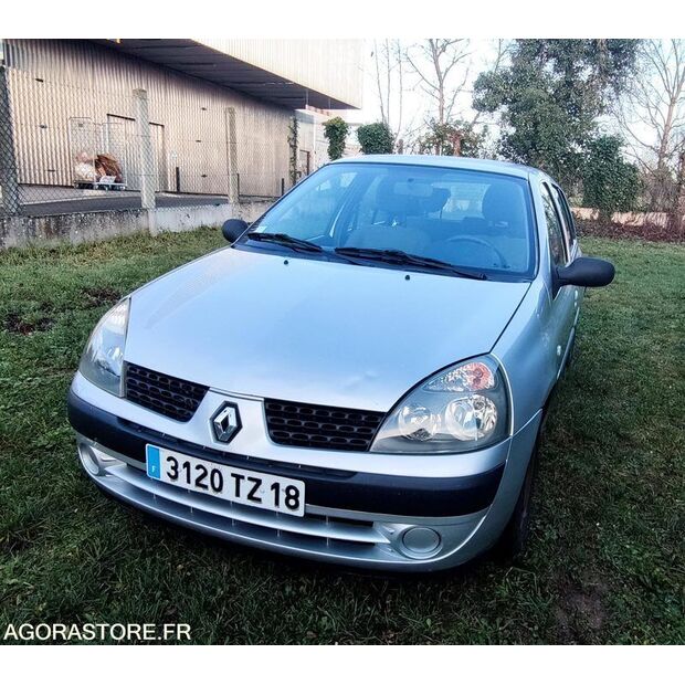 2005 Renault Clio-46064953