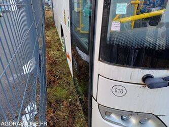 2011-mercedes-benz-intouro-1432929-46064958