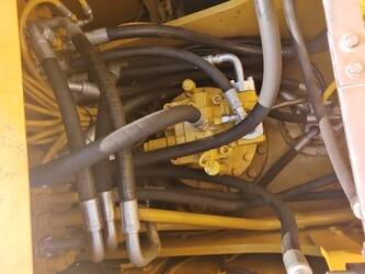 2025-caterpillar-320d2l-1433643-46064982