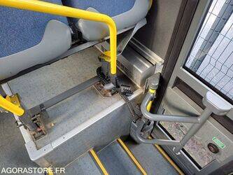 2011-mercedes-benz-intouro-1432929-46064985