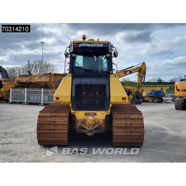 2015 كوماتسو D61PXI-23-46065383