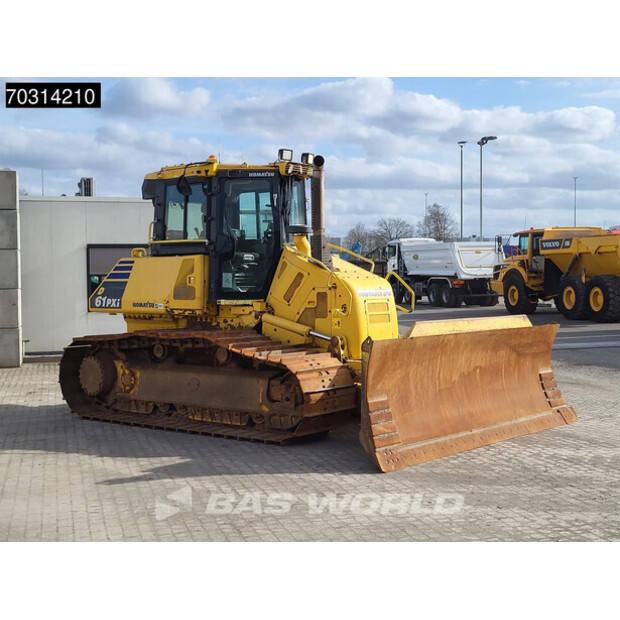 2015 كوماتسو D61PXI-23-46065385