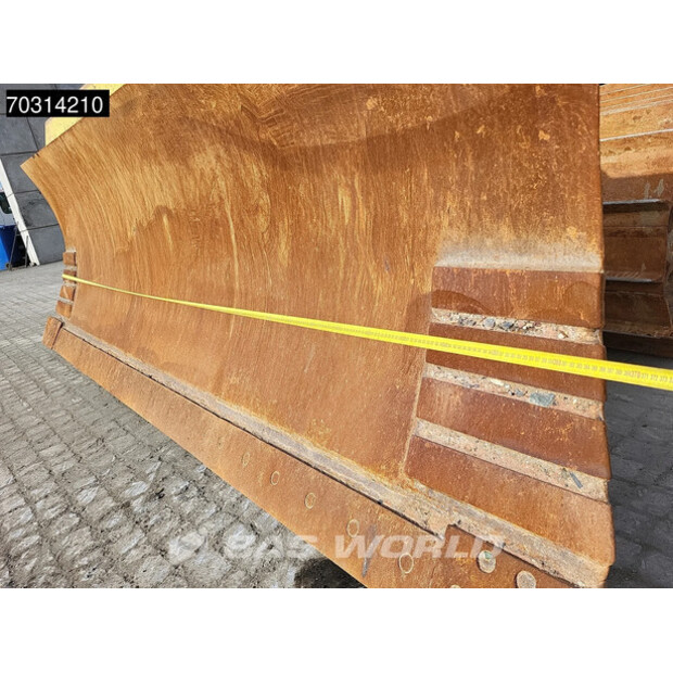 2015 كوماتسو D61PXI-23-46065390