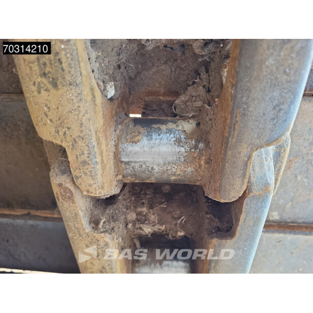 2015 كوماتسو D61PXI-23-46065402