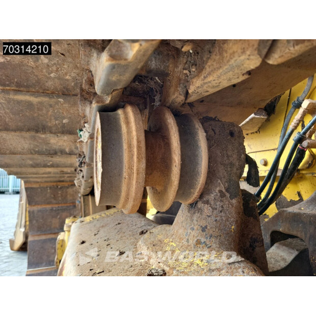 2015 كوماتسو D61PXI-23-46065403