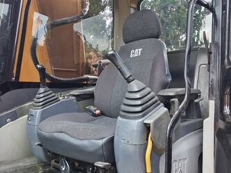 2025-caterpillar-320d2-1433680-46065995