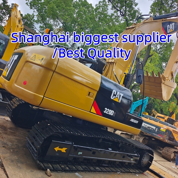 2025 Caterpillar 320D2-46065998