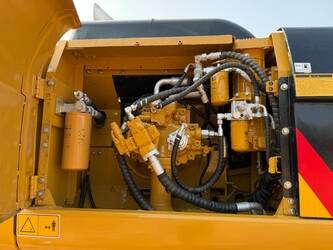 2022-caterpillar-330d2l-1433679-46066139