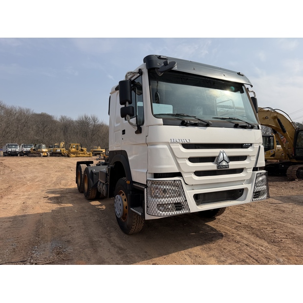 2023 Sinotruk 400-46067414
