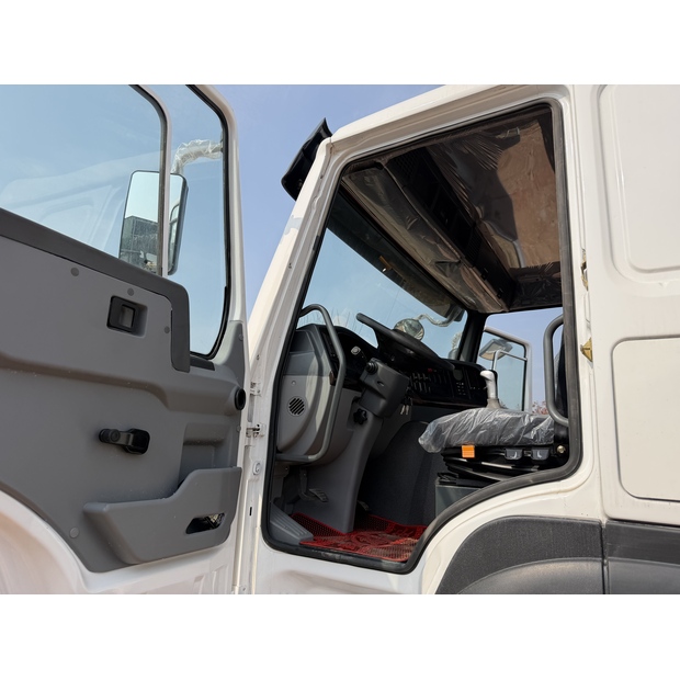 2023 Sinotruk 400-46067418