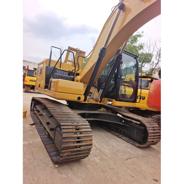 2024 Caterpillar 323GC-46067425