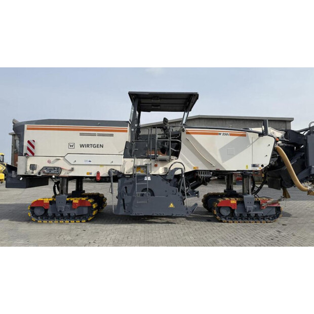 2017 فيرتجين W 250i-46067595