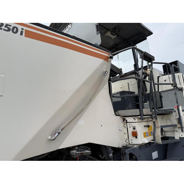 2017 فيرتجين W 250i-46067614