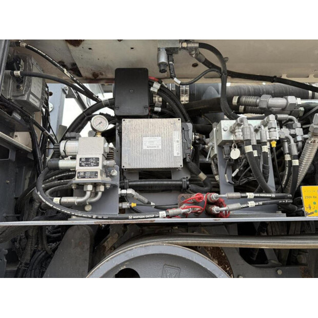 2017 فيرتجين W 250i-46067739