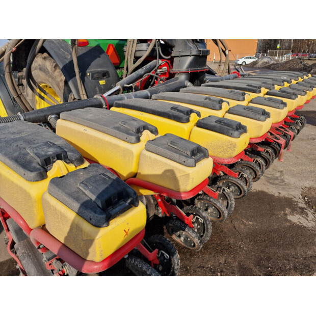 2022 Vaderstad TPV 12-46067828