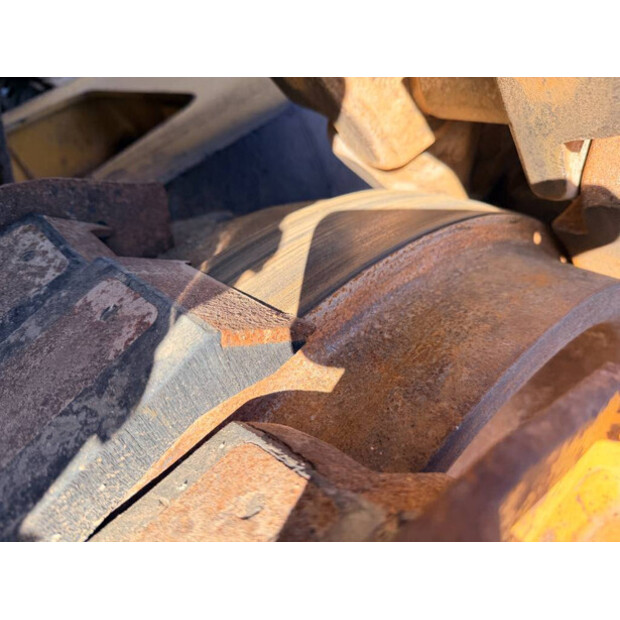 2017 Caterpillar D9T-46068183