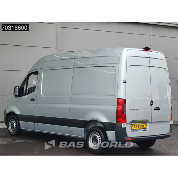 2022 Mercedes-Benz Sprinter 215CDI-46068519