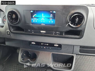 2022-mercedes-benz-sprinter-215cdi-1433722-46068544