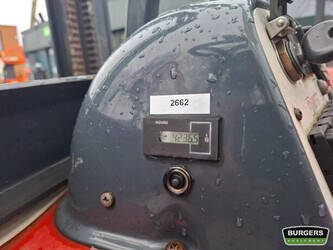 2011-moffet-m5-25-4-46068742