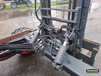 2011-moffet-m5-25-4-46068746