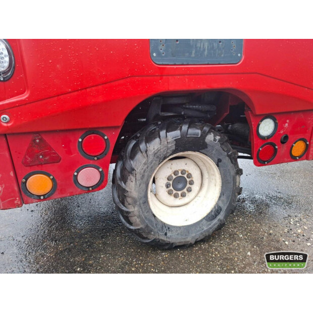 2011 Moffet M5 25.4-46068750