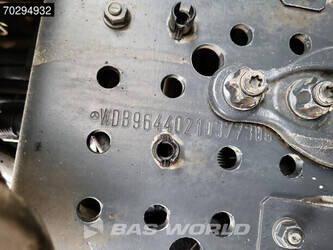 2019-mercedes-benz-arocs-2046-1327026-46068977