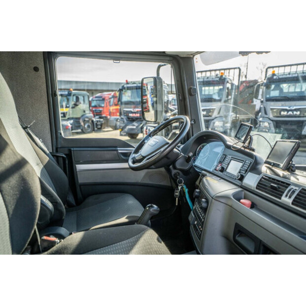 2016 MAN TGL 12.220-46069184