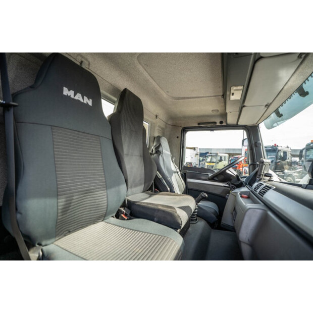 2016 MAN TGL 12.220-46069239