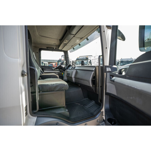 2016 MAN TGL 12.220-46069241