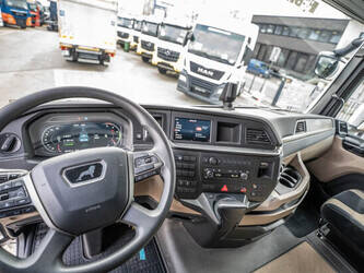 2021-man-tgx-18-470-1433733-46069280