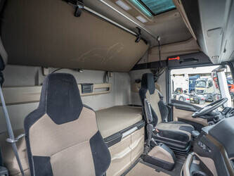 2021-man-tgx-18-470-1433733-46069281