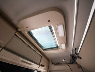 2021-man-tgx-18-470-1433733-46069285