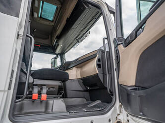 2021-man-tgx-18-470-1433733-46069293