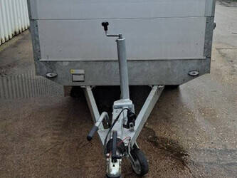 bw-trailer-02t-1433736-46069342