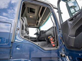 2017-mercedes-benz-arocs-1846-euro-6-1433737-46069360