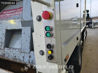 2017-daf-lf230-1412829-46069683