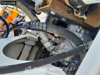 2016-mercedes-benz-arocs-3240-1433754-46070010